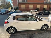Usata Peugeot 208 Active 82 CV (60 kW) 2016 Bianco Utilitaria