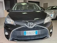Usata Toyota Yaris Lounge 90 CV (66 kW) 2016 Nero Berlina