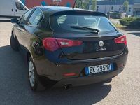 Usata Alfa Romeo Giulia 105 CV (77 kW) 2012 Berlina
