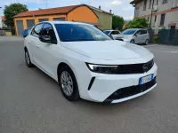 Usata Opel Astra Edition 110 CV (80 kW) 2024 Arktis white Berlina