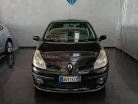 Usata Renault Clio II 75 CV (55 kW) 2007 Nero Berlina