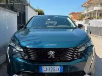 Occasion Peugeot 5008 Allure 131 ch (96 kW) 2022 Vert SUV
