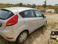 Usata Ford Fiesta 95 CV (69 kW) 2012 Grigio Berlina