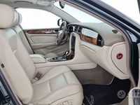 Usata Jaguar XJR 396 CV (291 kW) 2004 Verde Berlina