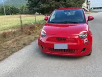 Usata Fiat 500e 86 kW (118 CV) 2022 Rosso Berlina