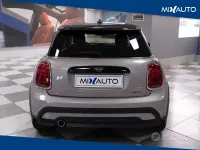 Usata Mini Cooper Classic 136 CV (100 kW) 2024 Grigio Utilitaria