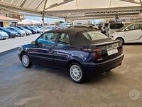 Usata VW Golf Cabriolet 101 CV (74 kW) 1995 Blu Cabrio