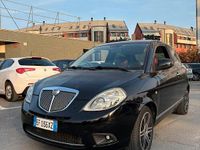 Usata Lancia Ypsilon 60 CV (44 kW) 2010 Nero Utilitaria