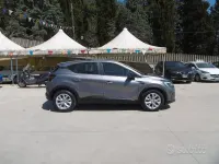 Usata Renault Captur Business 91 CV (66 kW) 2021 Grigio SUV