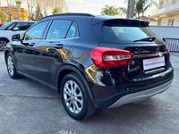 Usata Mercedes GLA180 109 CV (80 kW) 2017 Nero SUV