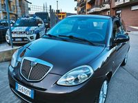 Usata Lancia Ypsilon 69 CV (50 kW) 2012 Marrone Utilitaria