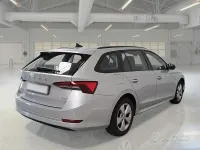 Usata Skoda Octavia Executive 150 CV (110 kW) 2022 Grigio Station wagon