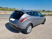 Usata Lancia Delta Gold 120 CV (88 kW) 2013 Grigio Utilitaria