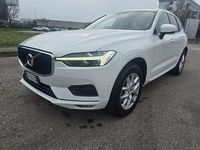 Usata Volvo XC60 Momentum 197 CV (144 kW) 2021 Bianco SUV