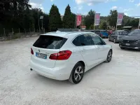 Usata BMW 218 Luxury Line 150 CV (110 kW) 2017 Bianco Station wagon