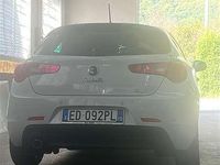 Usata Alfa Romeo Giulietta Progression 105 CV (77 kW) 2010 Bianco Utilitaria