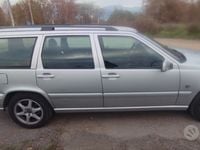 Usata Volvo V70 140 CV (102 kW) 2000 Argento Station wagon