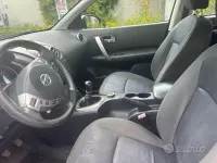 Usata Nissan Qashqai N-TEC 150 CV (110 kW) 2011 Grigio SUV