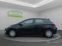 Usata Hyundai i30 Comfort 110 CV (80 kW) 2015 Nero Berlina