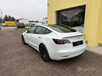 Usata Tesla Model 3 Performance 155 kW (211 CV) 2023 Bianco Berlina