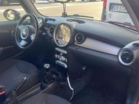 Begagnad Mini ONE 95 HK (69 kW) 2008 Halvkombi