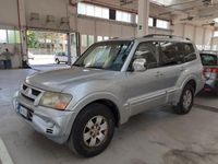 Usata Mitsubishi Pajero 160 CV (117 kW) 2003 Argento SUV
