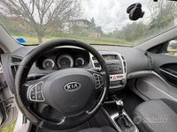 Usata Kia Ceed 115 CV (84 kW) 2008 Grigio Utilitaria