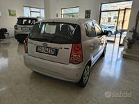 Usata Kia Picanto 74 CV (54 kW) 2008 Grigio Utilitaria