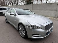Usata Jaguar XJ Portfolio 275 CV (202 kW) 2014 Grigio Berlina