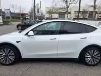Usata Tesla Model Y RWD 88 kW (120 CV) 2023 Bianco SUV