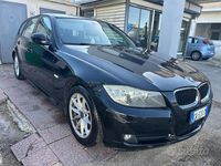 Usata BMW 320 184 CV (135 kW) 2010 Nero Monovolume