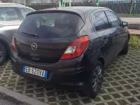 Usata Opel Corsa Club 86 CV (63 kW) 2010 Nero Utilitaria