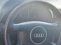 Usata Audi A4 130 CV (95 kW) 2002 Grigio Berlina