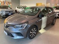 Usata Renault Clio V Life 67 CV (49 kW) 2023 Grigio scuro Utilitaria