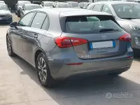 Usata Mercedes 180 116 CV (85 kW) 2021 Grigio Berlina