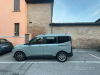 Käytetty Ford Tourneo Courier 125 HP (91 kW) 2024 Harmaa Tila-auto