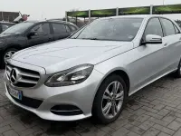 Usata Mercedes E220 Premium 170 CV (125 kW) 2015 Argento Berlina