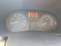 Usata Renault Clio 58 CV (42 kW) 2007 Grigio Utilitaria