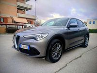 Usata Alfa Romeo Stelvio 280 CV (205 kW) 2017 Grigio SUV