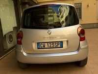 Usata Renault Modus 65 CV (47 kW) 2005 Grigio Monovolume