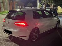 Usata VW Golf VII R-line 150 CV (110 kW) 2018 Bianco Berlina