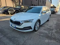 Käytetty Skoda Octavia Style 150 HP (110 kW) 2022 Valkoinen Farmari