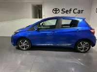 Usata Toyota Yaris Hybrid Style 101 CV (74 kW) 2017 Blu/azzurro Berlina
