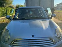 Usata Mini Cooper D 112 CV (82 kW) 2010 Grigio Utilitaria