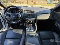 Usata Jaguar E-Pace 150 CV (110 kW) 2019 Bianco SUV