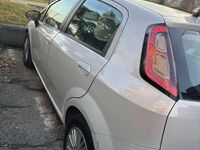 Usata Fiat Punto Evo Dynamic 95 CV (69 kW) 2011 Bianco Utilitaria