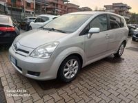 Usata Toyota Corolla Verso Sol 136 CV (100 kW) 2007 Argento Monovolume