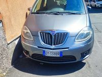 Usata Lancia Musa 90 CV (66 kW) 2009 Grigio Monovolume