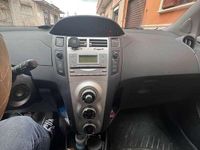 Usata Toyota Yaris Sol 65 CV (47 kW) 2006 Utilitaria
