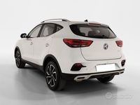Usata MG ZS Luxury 106 CV (77 kW) 2024 Bianco SUV